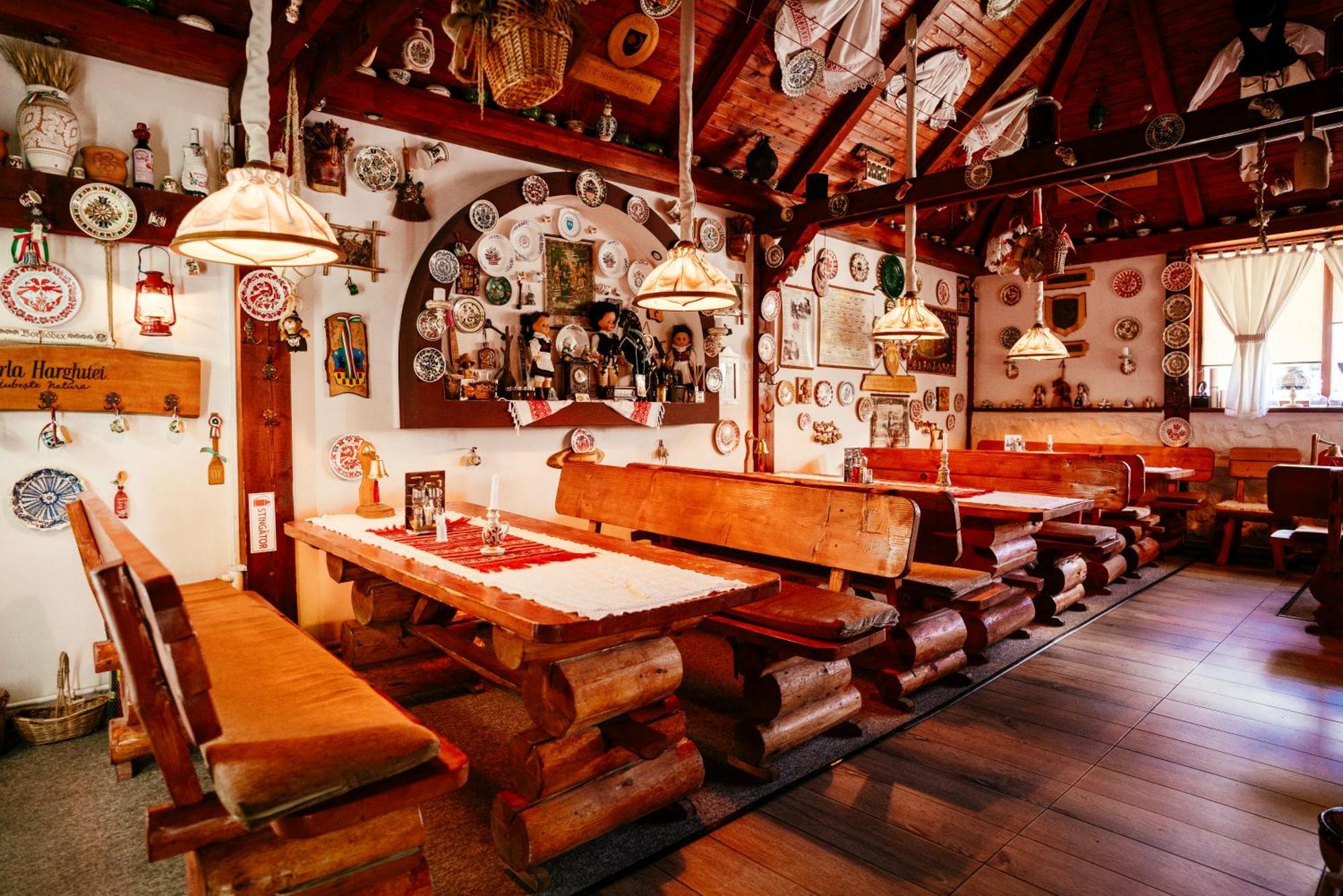 Pensiunea Gambrinus **** Miercurea Ciuc Exterior photo